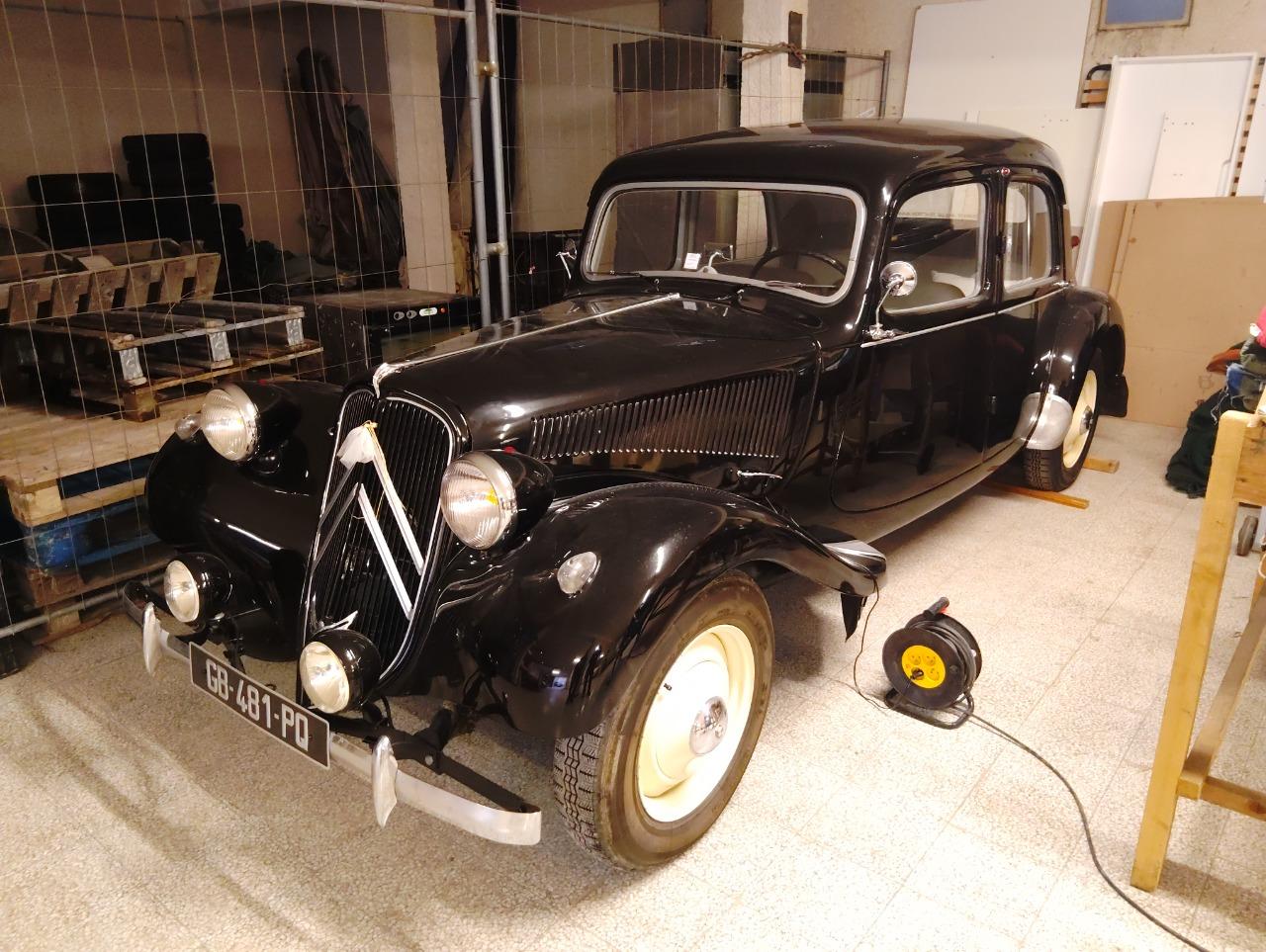 CITROEN Traction 11 BL - 1953 LesAnciennes.com