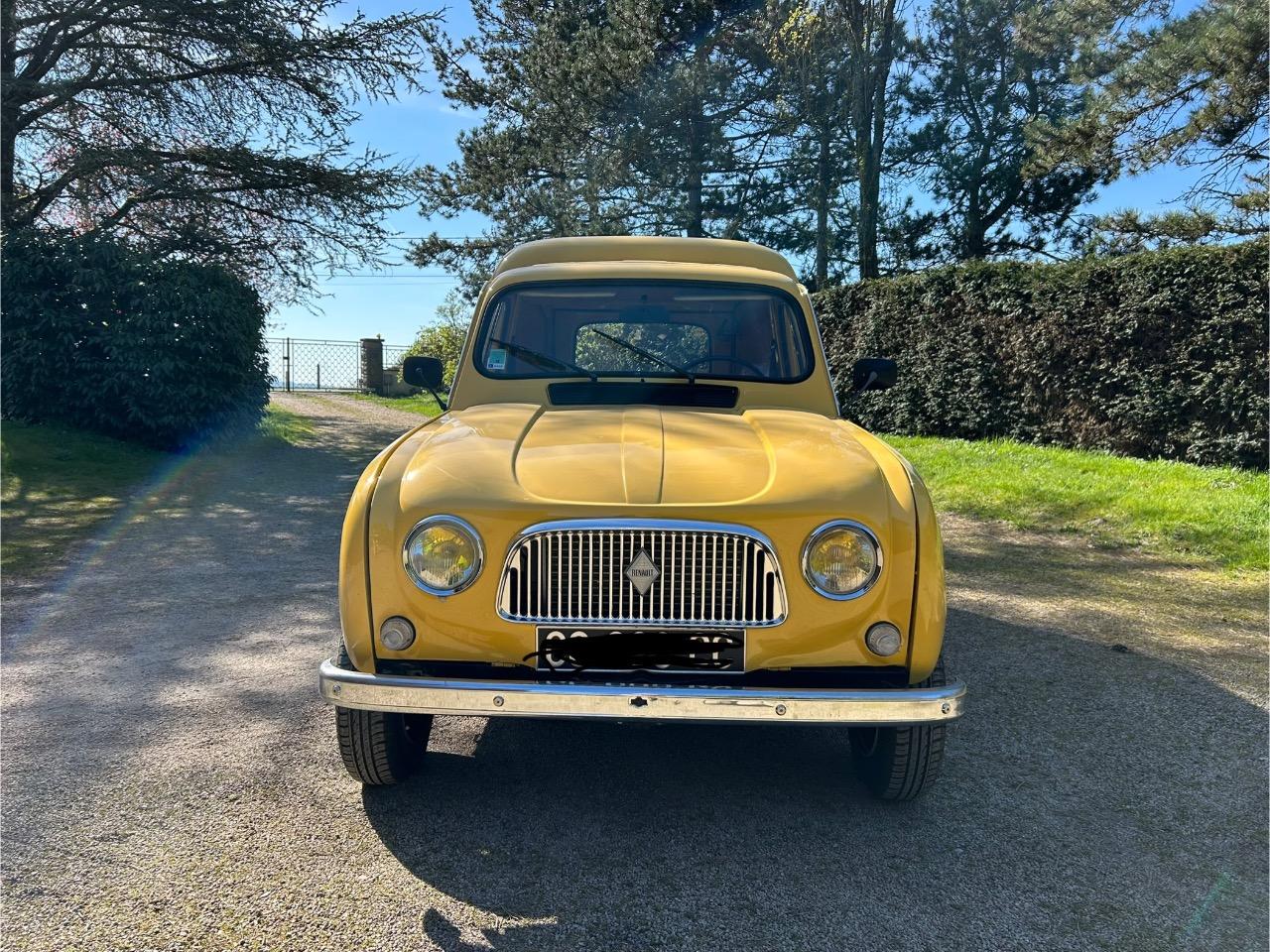 RENAULT 4 (R4) 210B - 1984 LesAnciennes.com