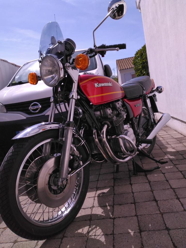 KAWASAKI Z650 - 1979 LesAnciennes.com