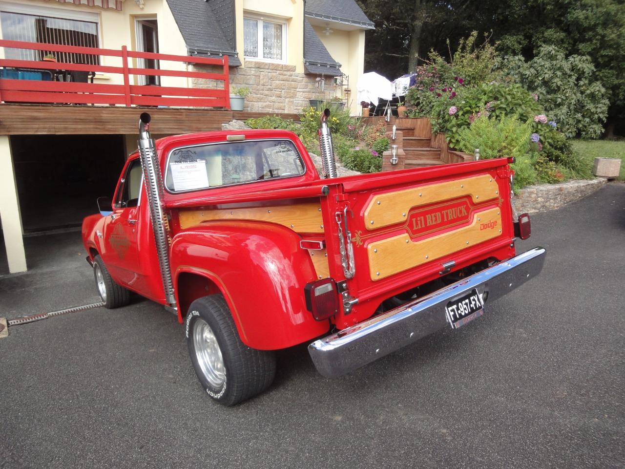 DODGE PICK-UP D150 LITTLE RED EXPRESS - 1978 LesAnciennes.com