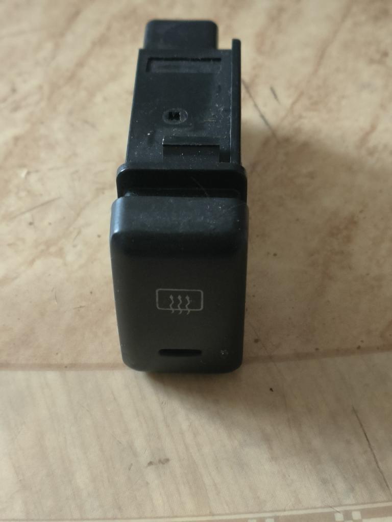 Opel frontera bouton dégivrage LesAnciennes.com