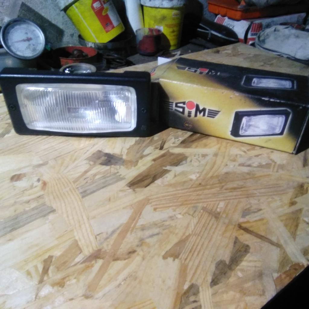 Phare SIME rectangle LesAnciennes.com