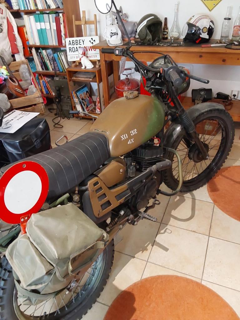 PEUGEOT SX8 Armée française - 1980 LesAnciennes.com