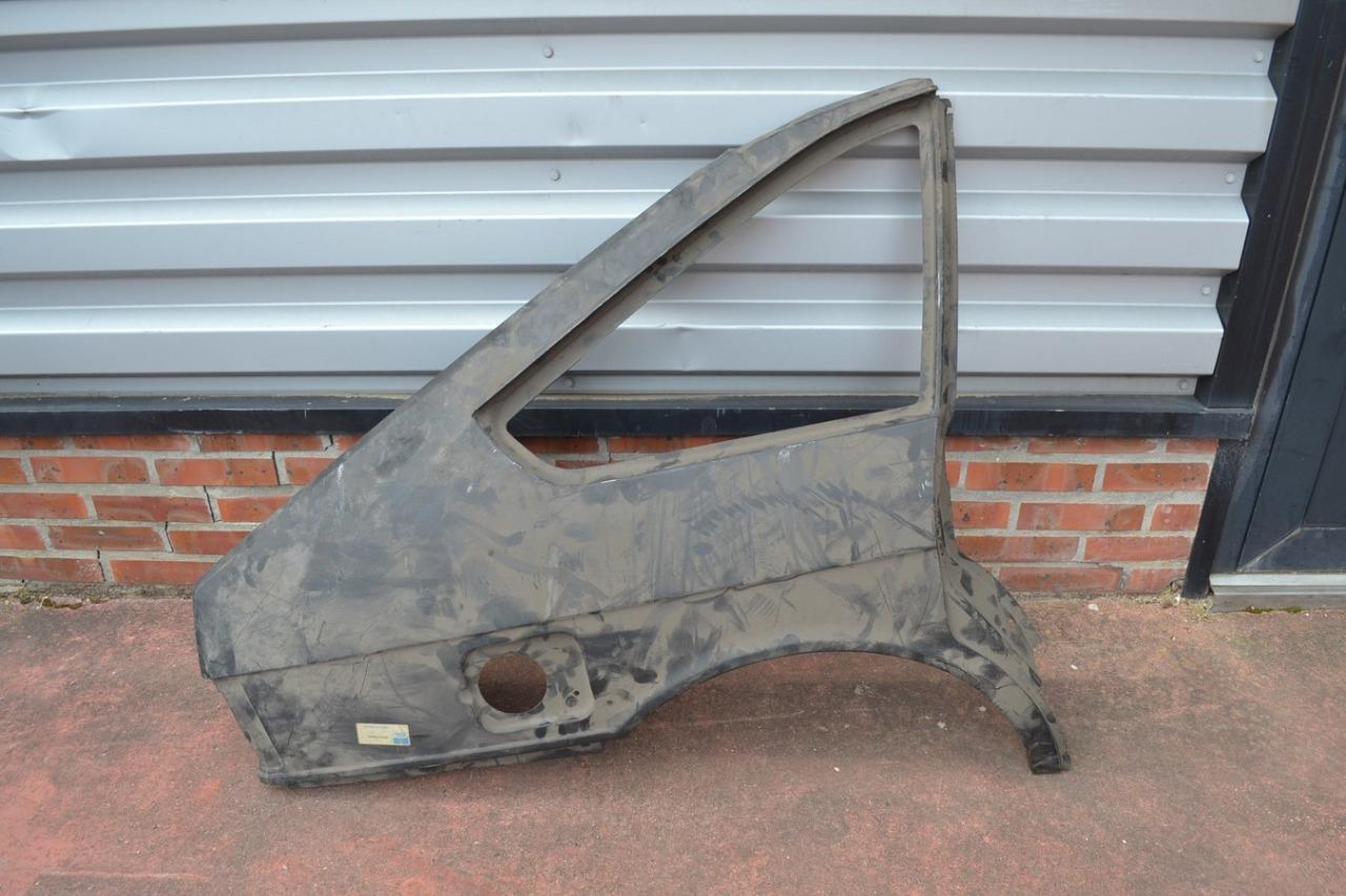 Aile AR DTE TALBOT 1510, neuve d'origine LesAnciennes.com