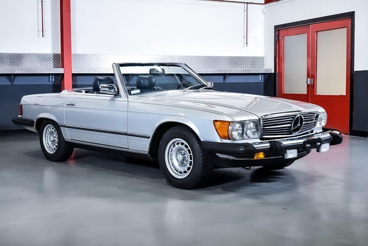 1983 Mercedes-Benz 380SL (R107) LesAnciennes.com