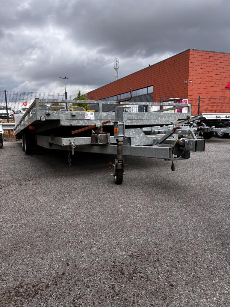 VSN Plateau 6500 x 2400m 2t5 LesAnciennes.com