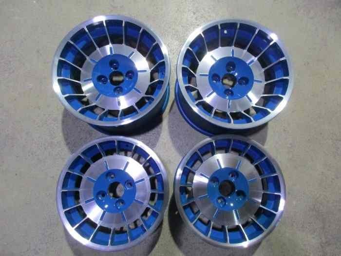 SET JANTES RENAULT 5 (R5) R5 Turbo 1 LesAnciennes.com