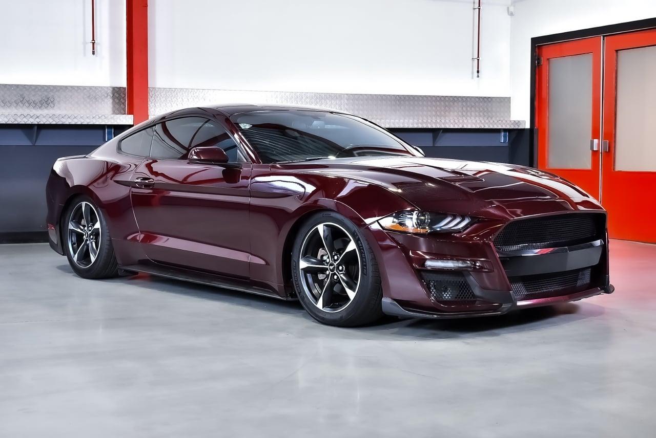2018 Ford Mustang Coupe 2,3L I4 Ecoboost LesAnciennes.com