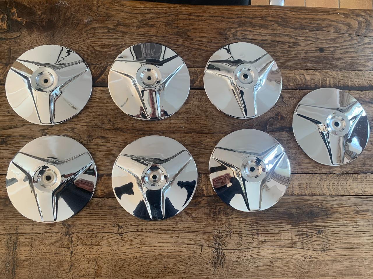 Enjoliveurs RENAULT 4 L (phase 1) LesAnciennes.com