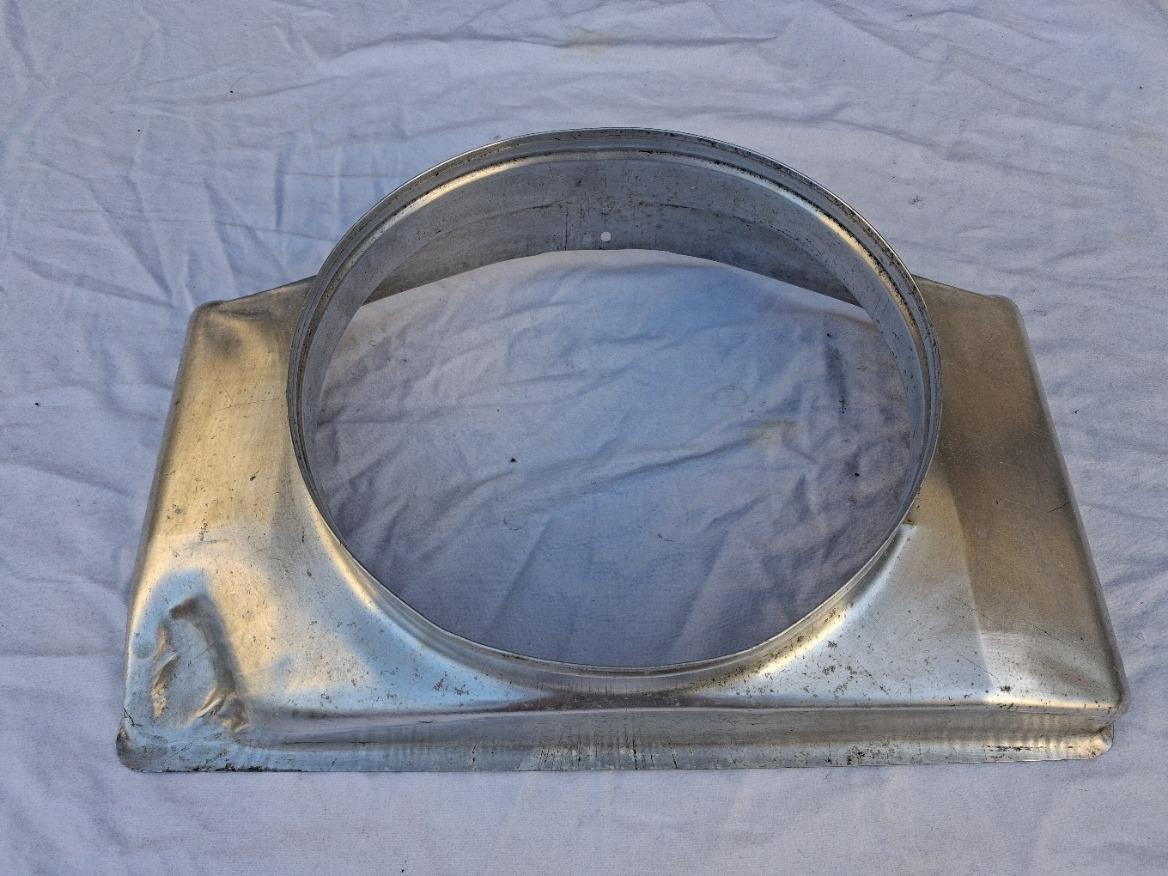 Carenage de radiateur CITROEN DS LesAnciennes.com