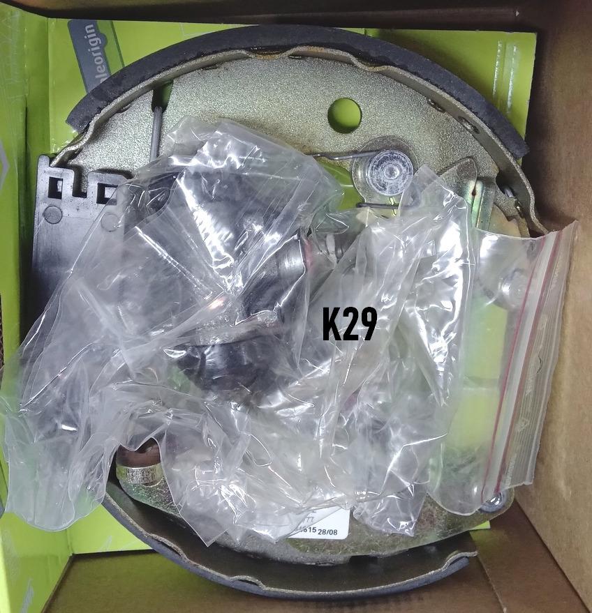 Kit freins FORD Fiesta LesAnciennes.com