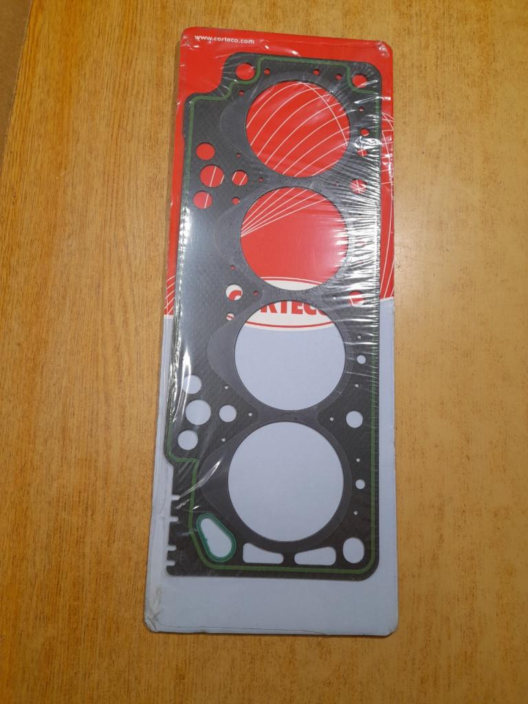 Joint de Culasse Renault 19 Clio Megane 1.9D LesAnciennes.com