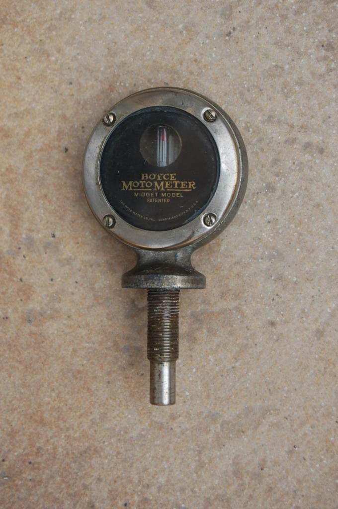 Rare bouchon de radiateur USA boyce moto meter mid LesAnciennes.com