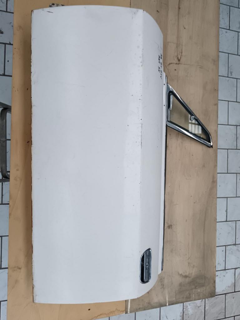 Porte gauche Alfa Romeo GT LesAnciennes.com