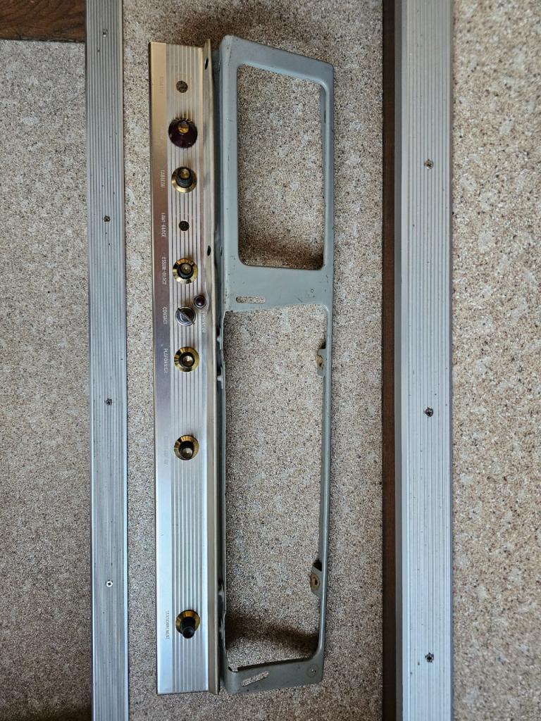 Element tableau CITROEN DS LesAnciennes.com