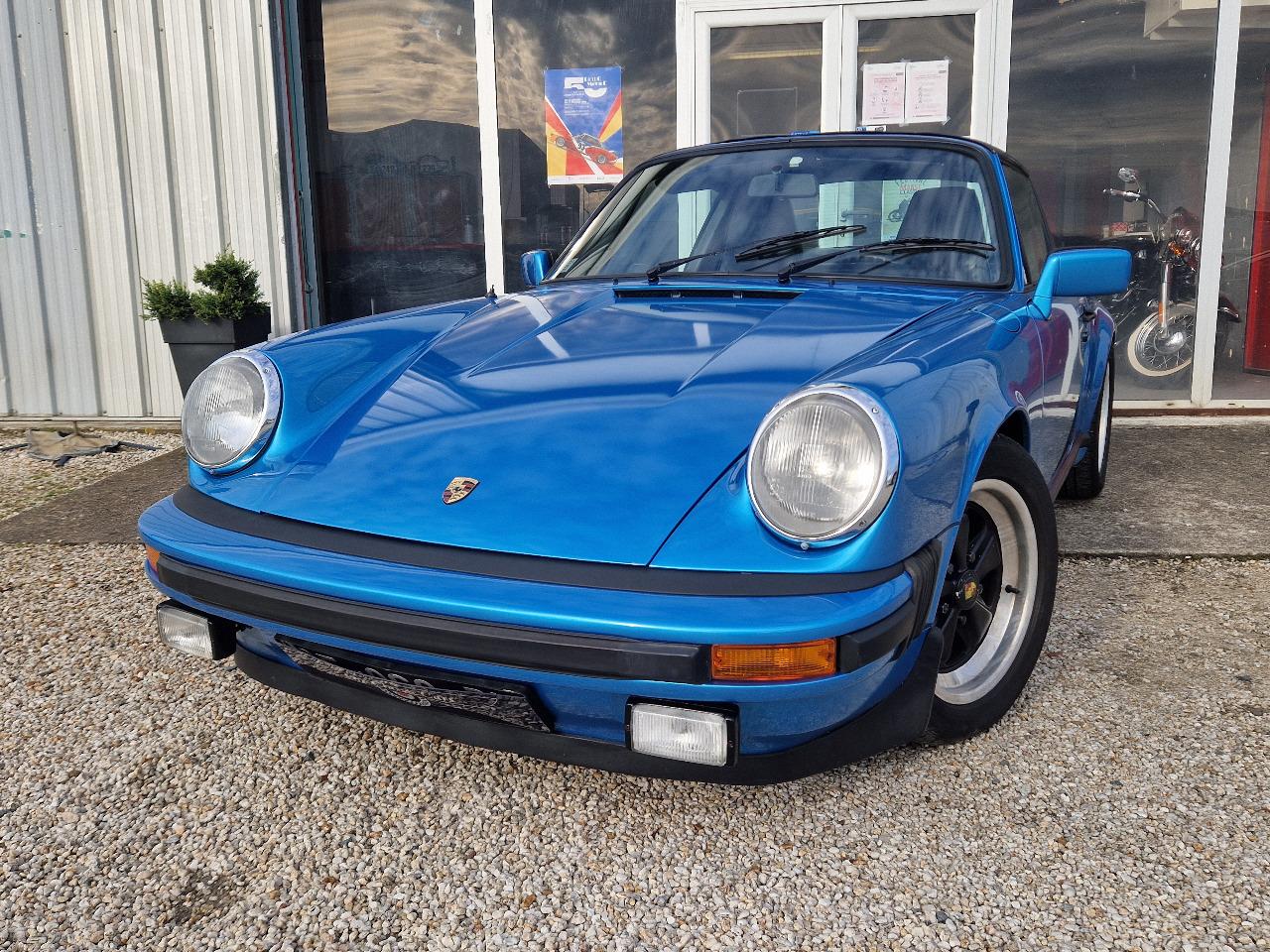 PORSCHE 911 G 2.7 TARGA - 1976 LesAnciennes.com