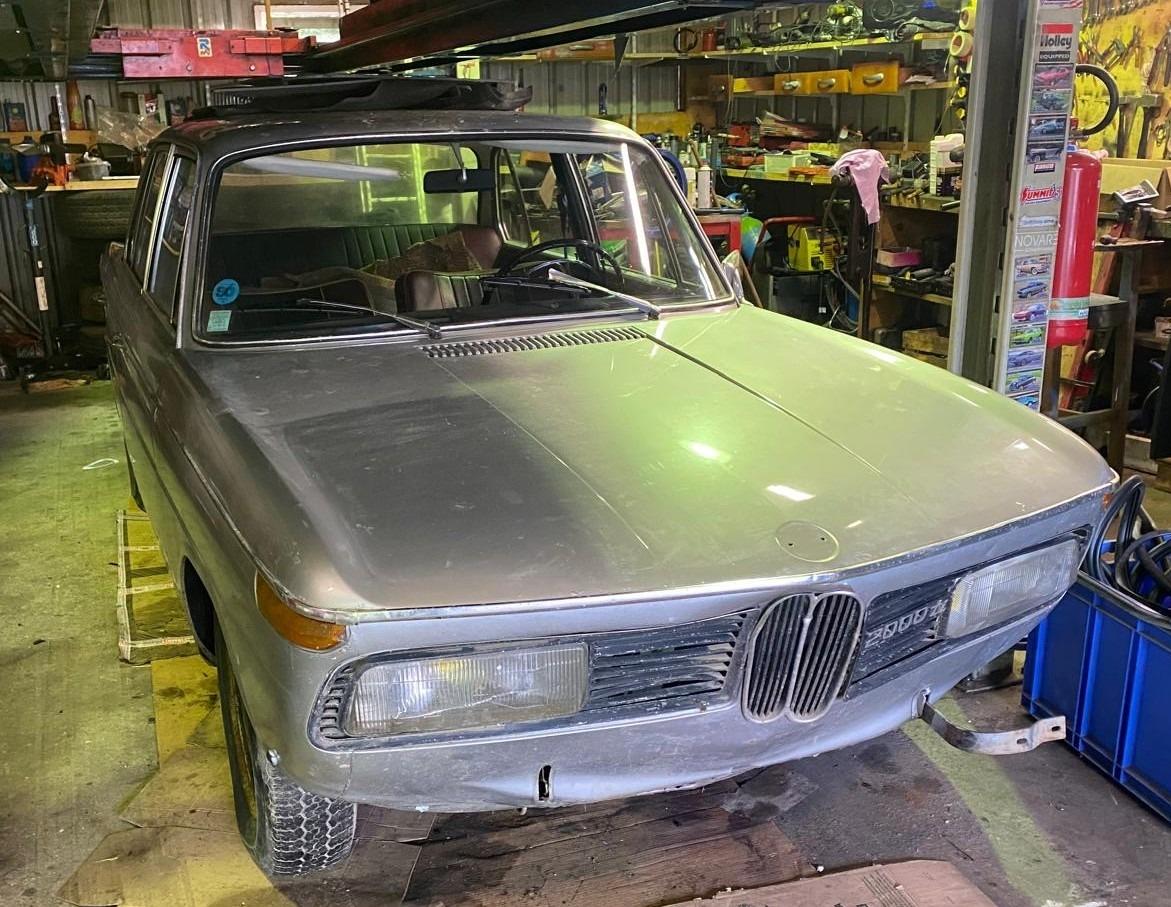 BMW 2000 Tilux 1967 - 1967 LesAnciennes.com