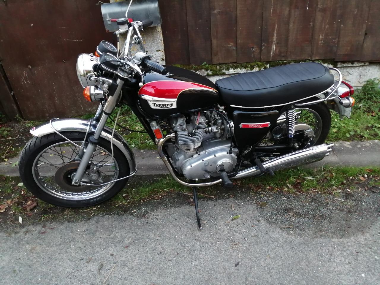 TRIUMPH Trident T150 - 1973 LesAnciennes.com