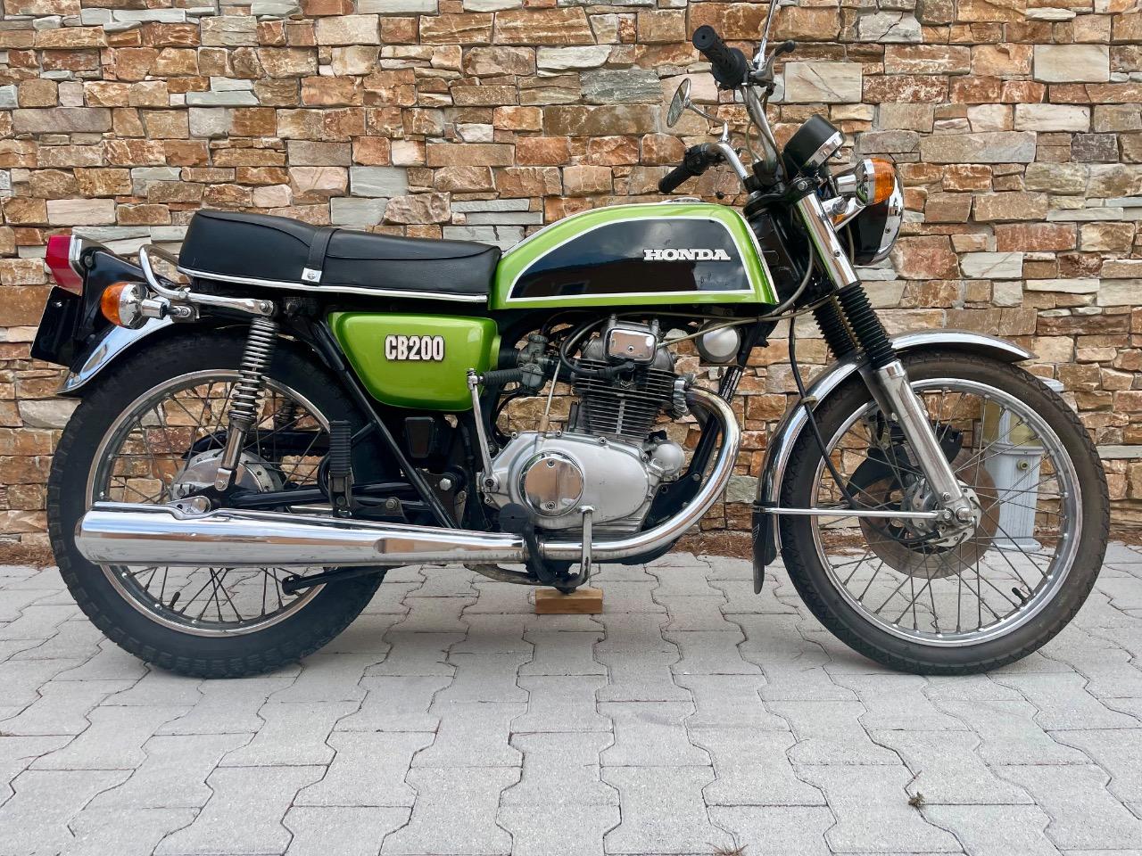 HONDA CB 200 - 1974 LesAnciennes.com
