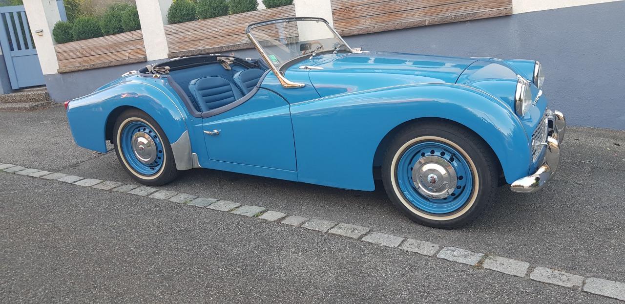 TRIUMPH TR3 - 1959 LesAnciennes.com