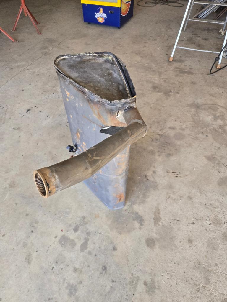 Recherche reservoir et pièces BERLIET VIG/VIL LesAnciennes.com