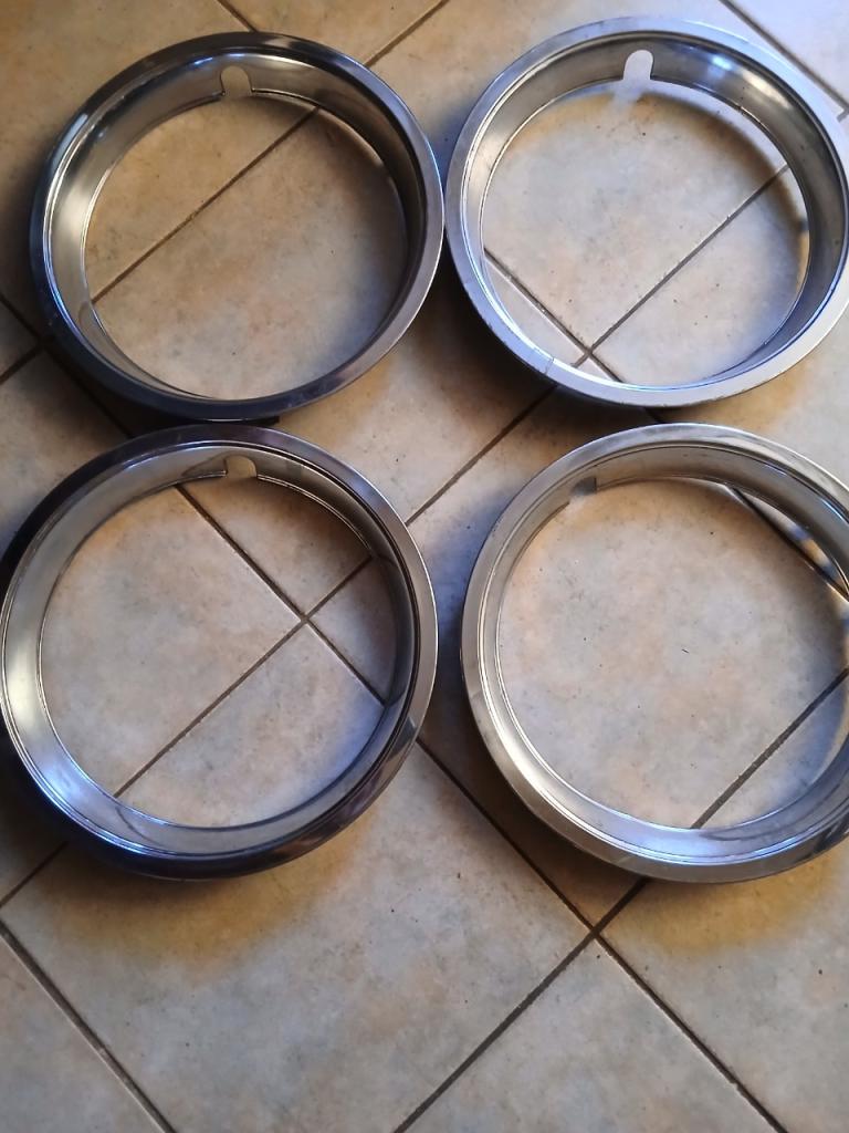 Bords de jante OPEL Manta LesAnciennes.com