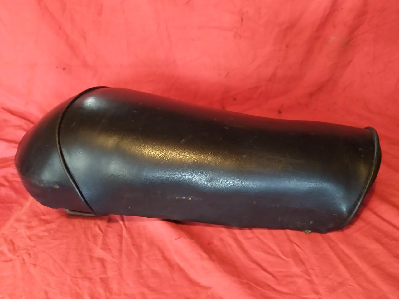B Selle ancienne moto cyclo années 60 - 70 LesAnciennes.com