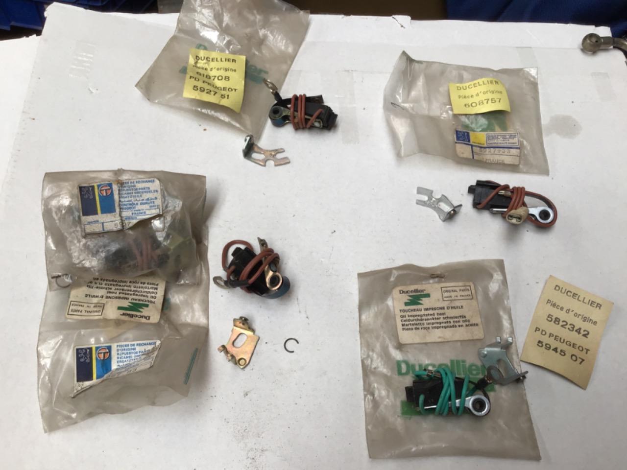 VIS PLATINES NEUFS D’ORIGINE PEUGEOT 304204/104 LesAnciennes.com