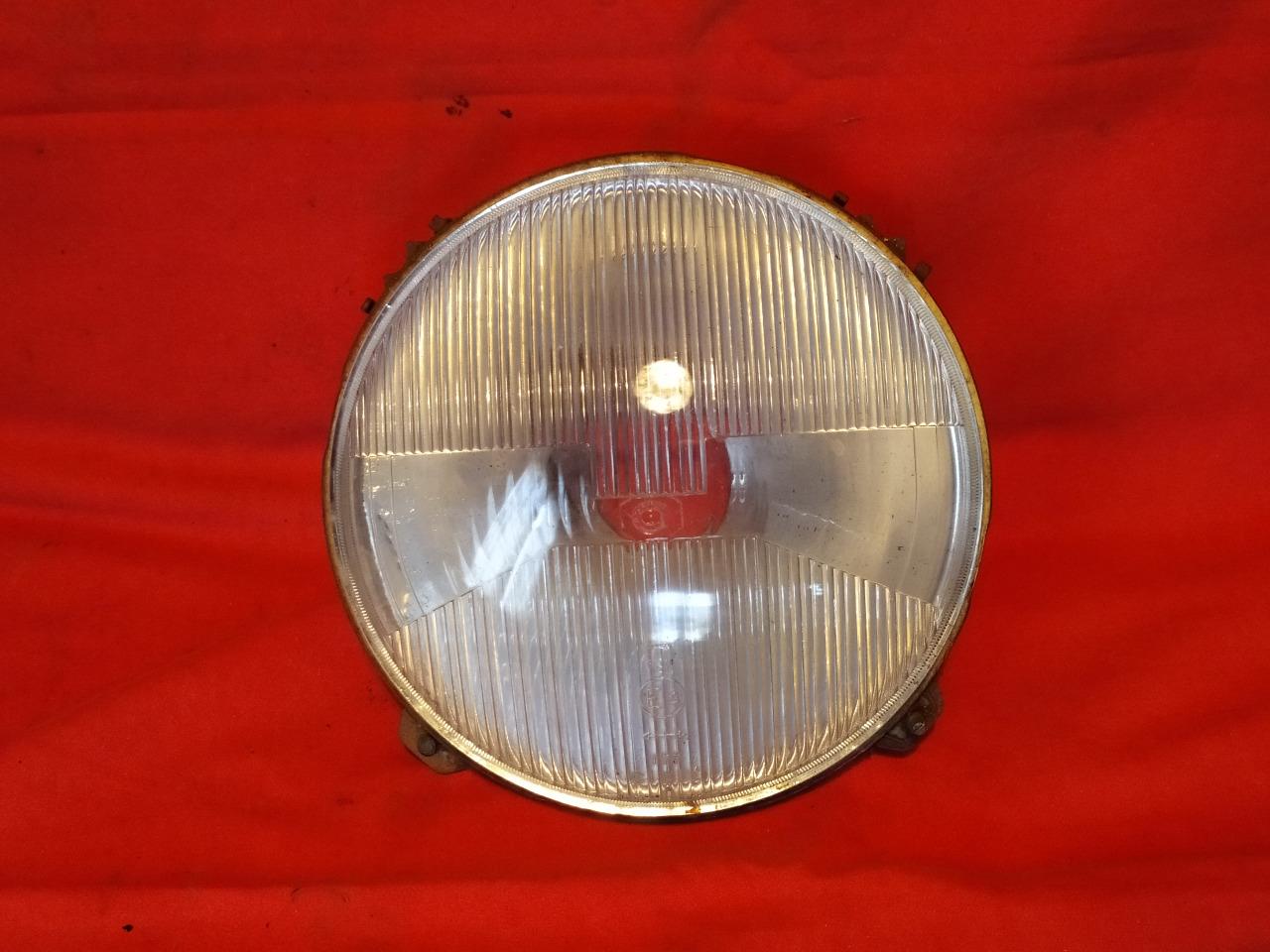 Optique de phare CIBIE Citroen DS ID Pallas avant LesAnciennes.com