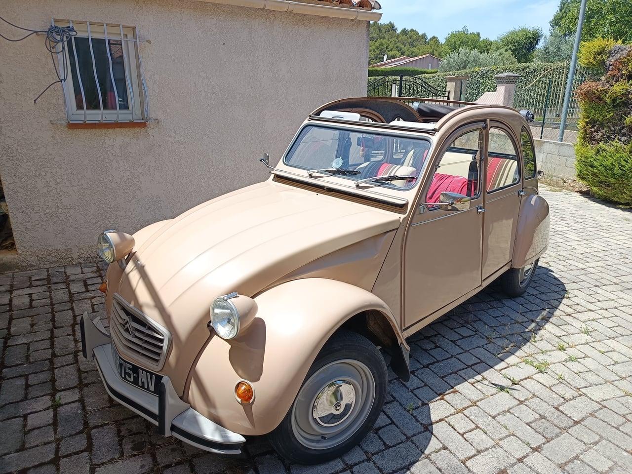 1981 Citroën 2CV6 Special LesAnciennes.com