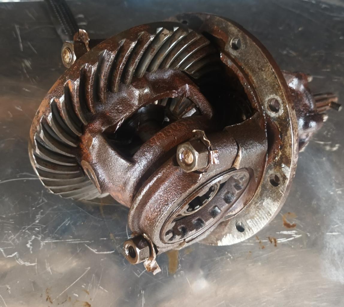 Pièces RENAULT Juvaquatre LesAnciennes.com