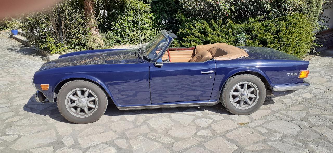 TRIUMPH TR6 TR6 PI overdrive - 1969 LesAnciennes.com