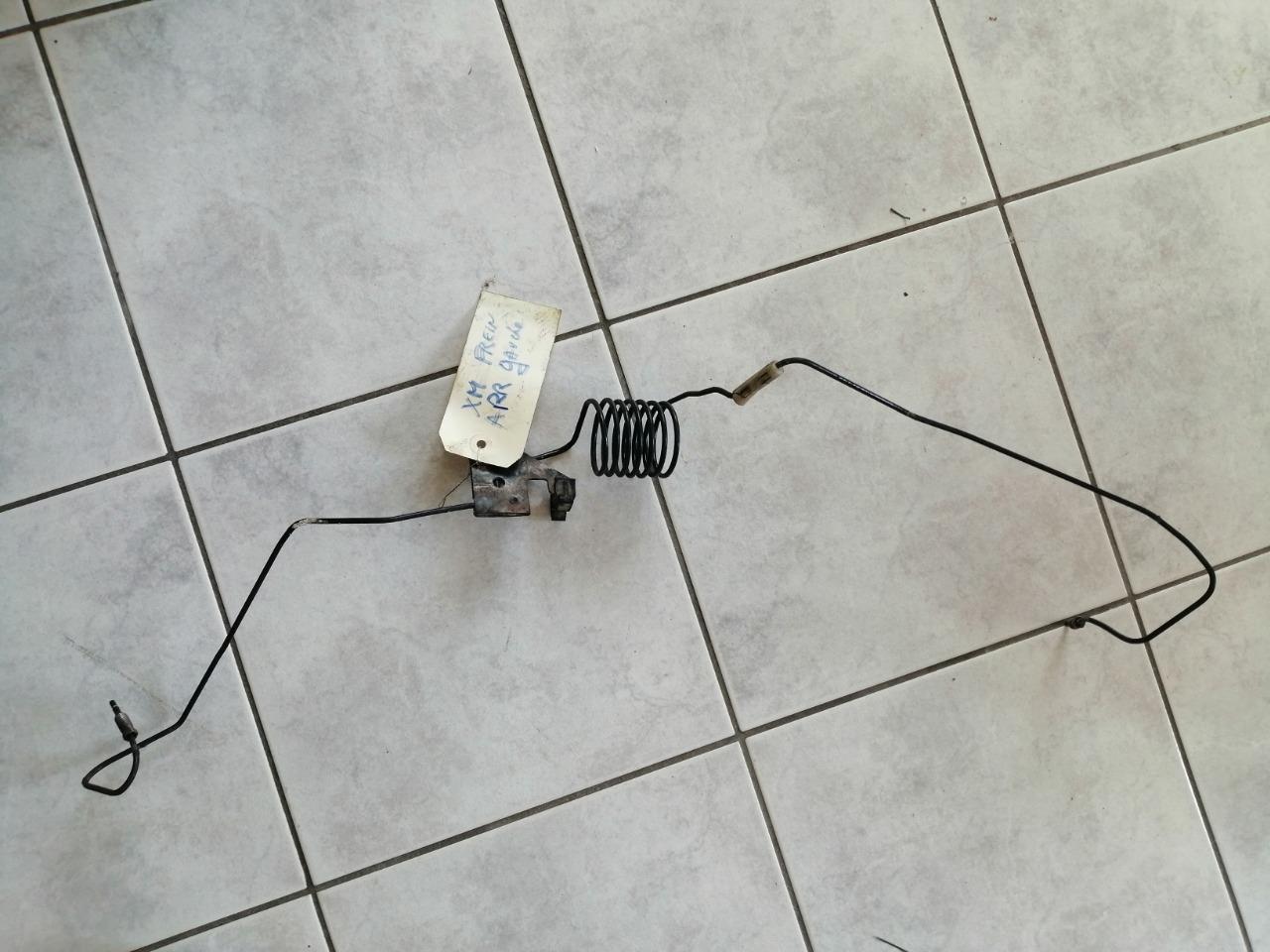 CITROEN XM durite hydraulique frein arrière gauche LesAnciennes.com