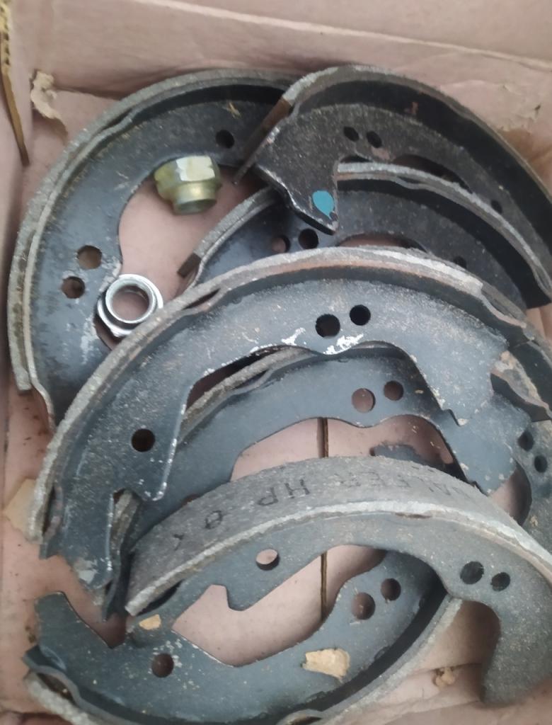 Lot de pièces FIAT 600 D LesAnciennes.com