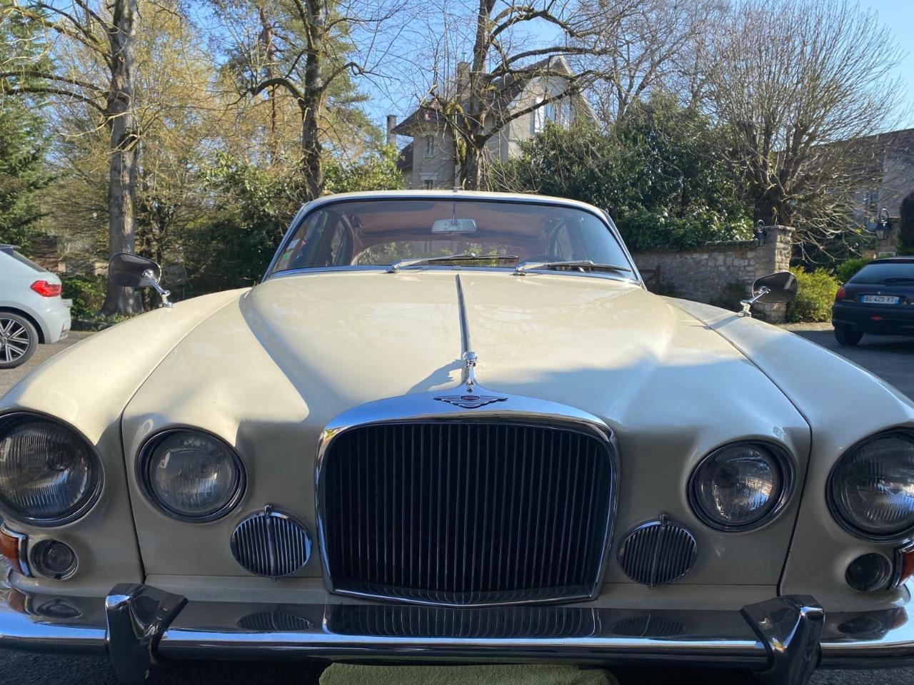 JAGUAR MK10 - 1965 LesAnciennes.com