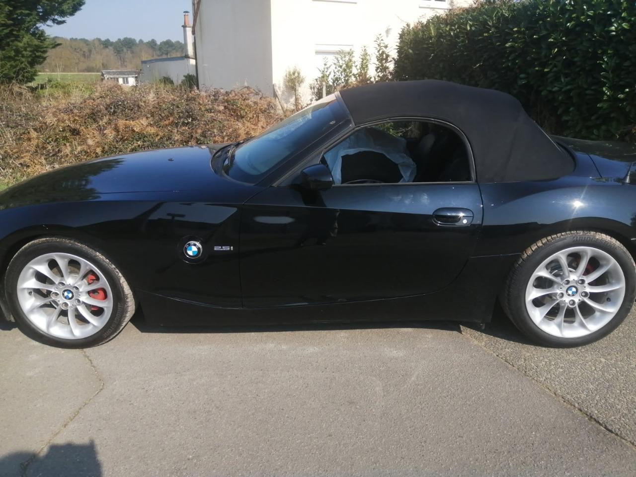 BMW Z4 cabriolet - 2003 LesAnciennes.com