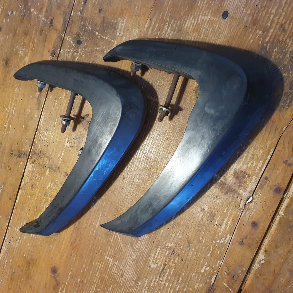 Citroën ID / DS , bananes de pare choc AV LesAnciennes.com