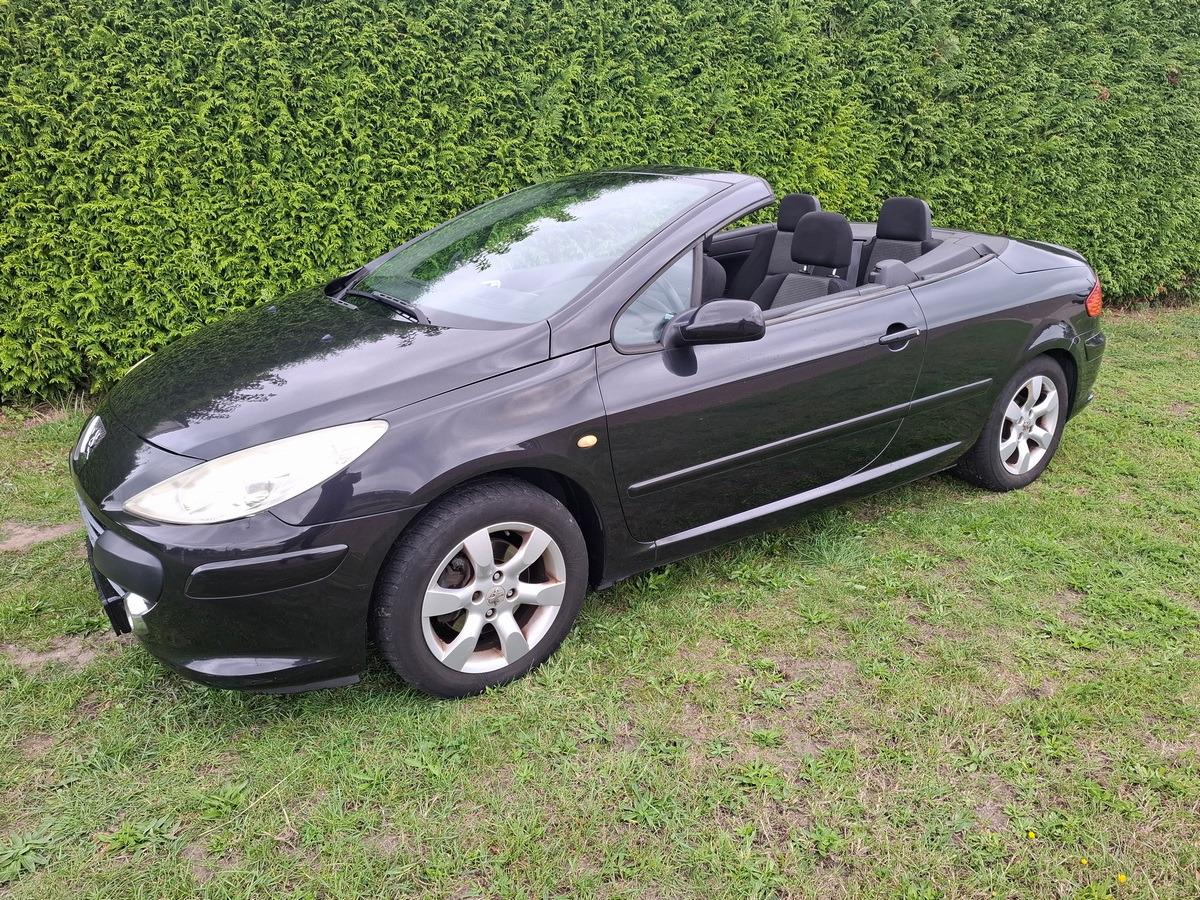 PEUGEOT 307 CC 1.6 16V Coupe Cabrio - 2005 LesAnciennes.com