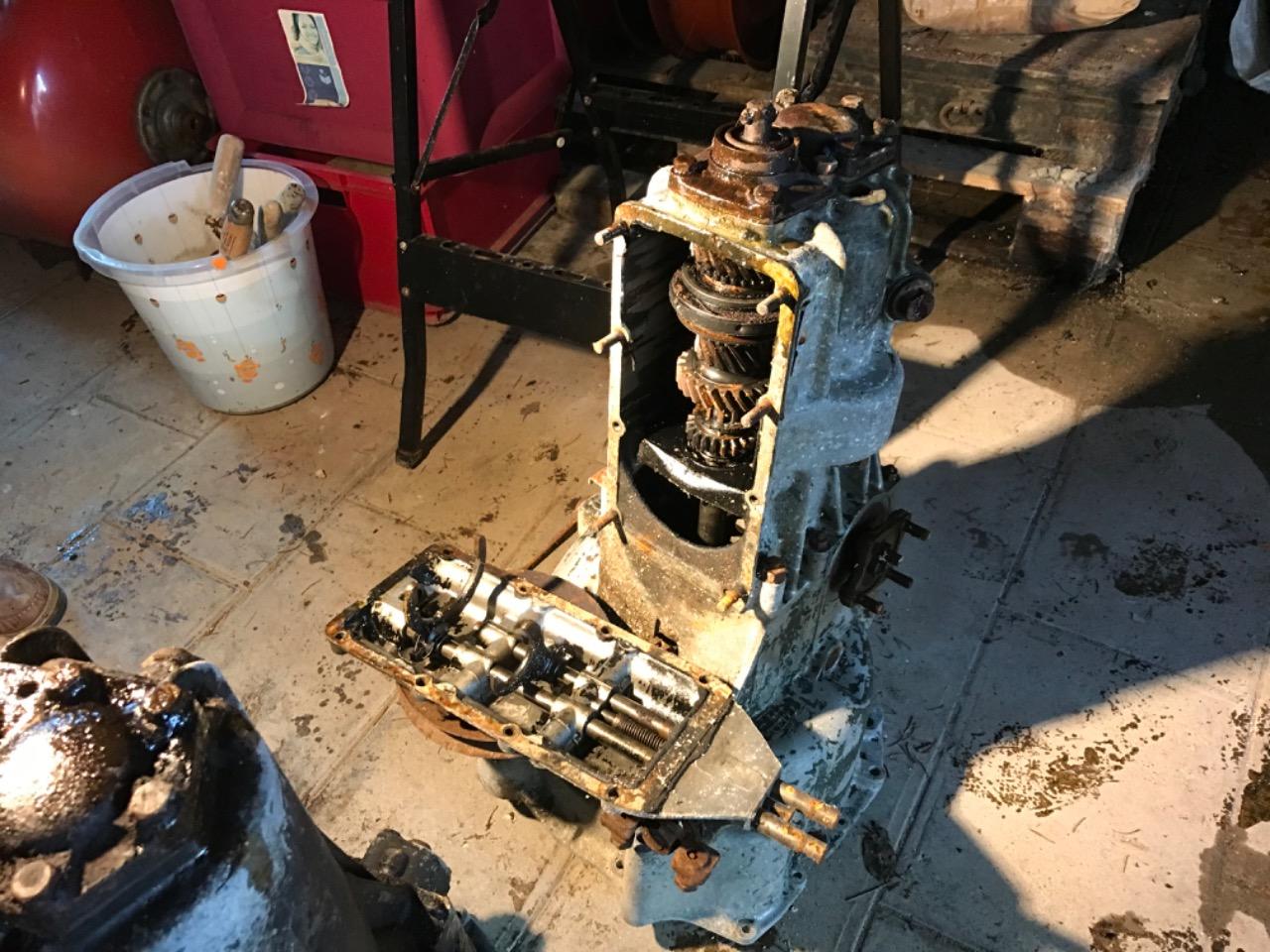 Pièces CITROEN Traction 11 C Commerciale LesAnciennes.com