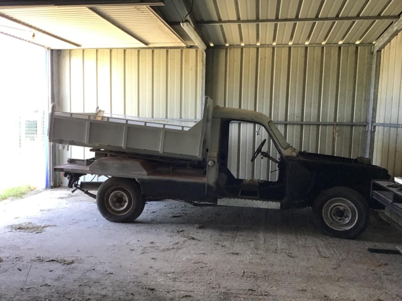 PEUGEOT 403 Benne basculante - 1965 LesAnciennes.com