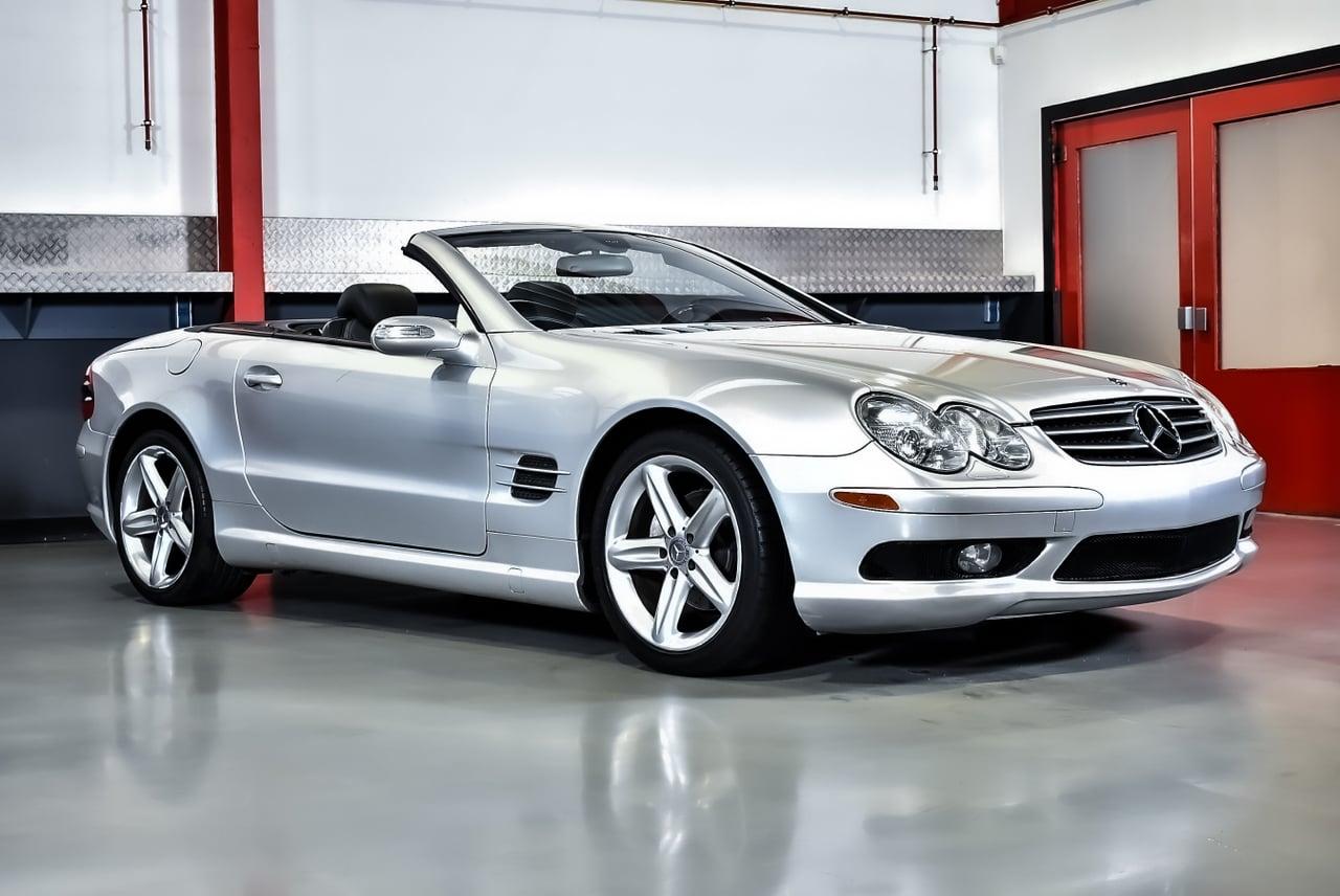 2005 Mercedes-Benz R230 SL500 Convertible 5,0L V8 LesAnciennes.com