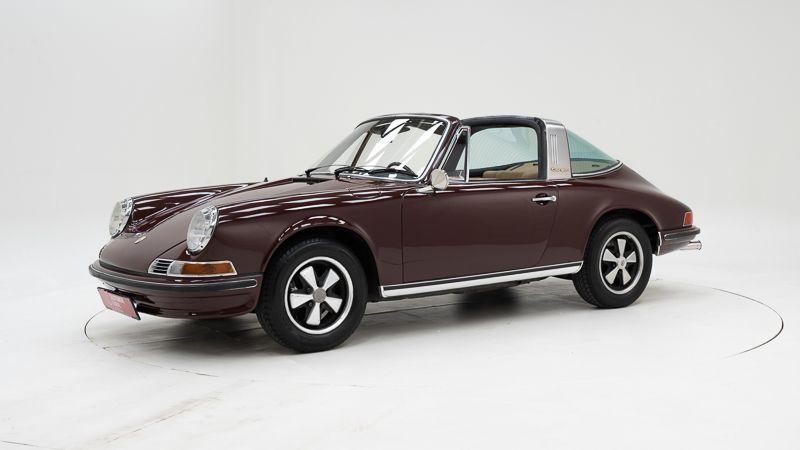 PORSCHE 911 2.2T Targa - 1971 LesAnciennes.com
