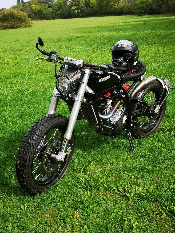 CCM Spitfire - 2022 LesAnciennes.com
