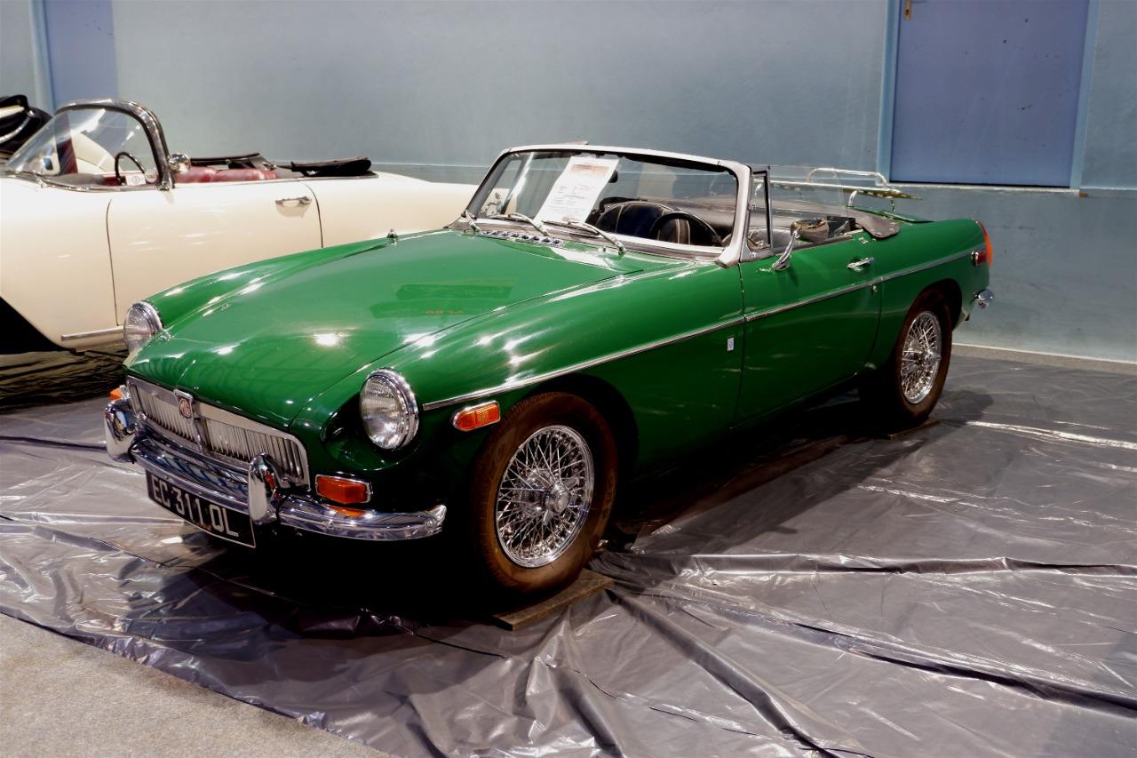 MG MGB - 1966 LesAnciennes.com