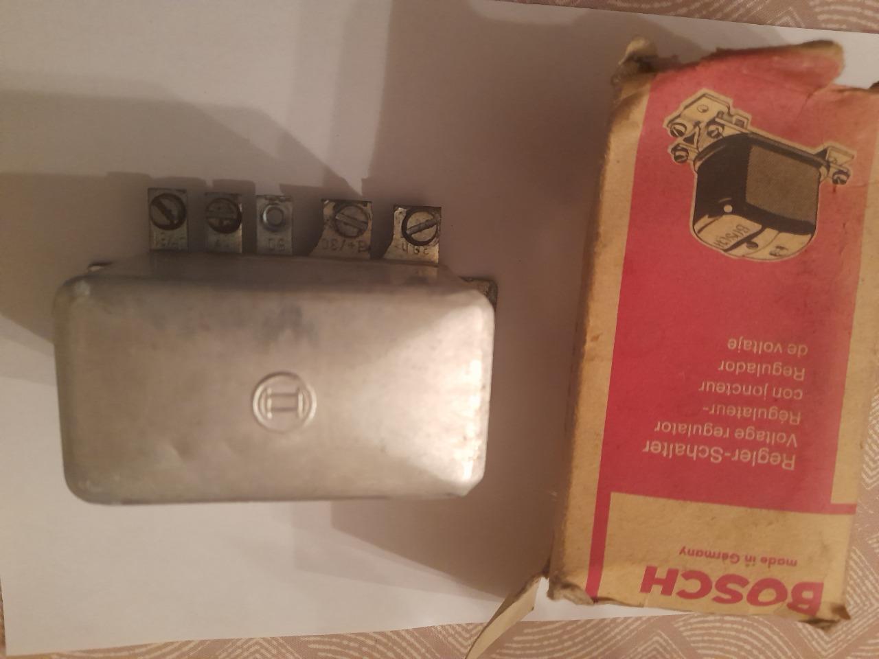 Régulateur DIVERS Divers LesAnciennes.com