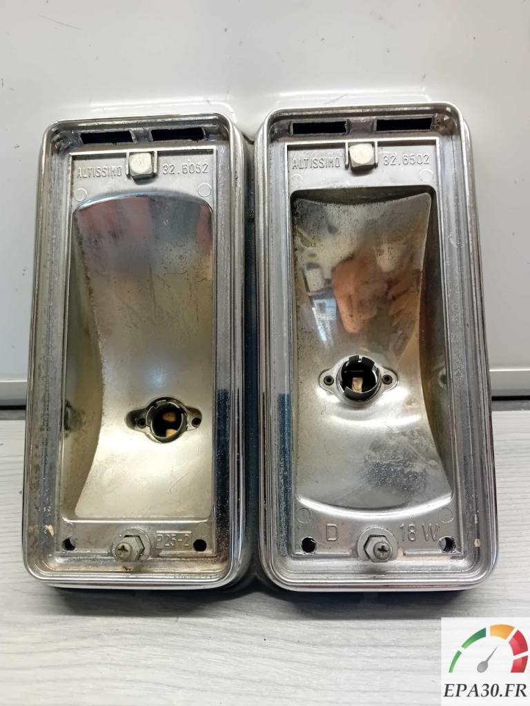 4160330 PLATINE FEU ARRIERE DROIT FIAT 125 LesAnciennes.com