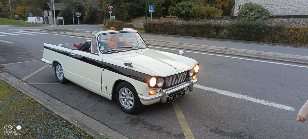TRIUMPH Vitesse CABRIOLET OVERDRIVE - 1966 LesAnciennes.com