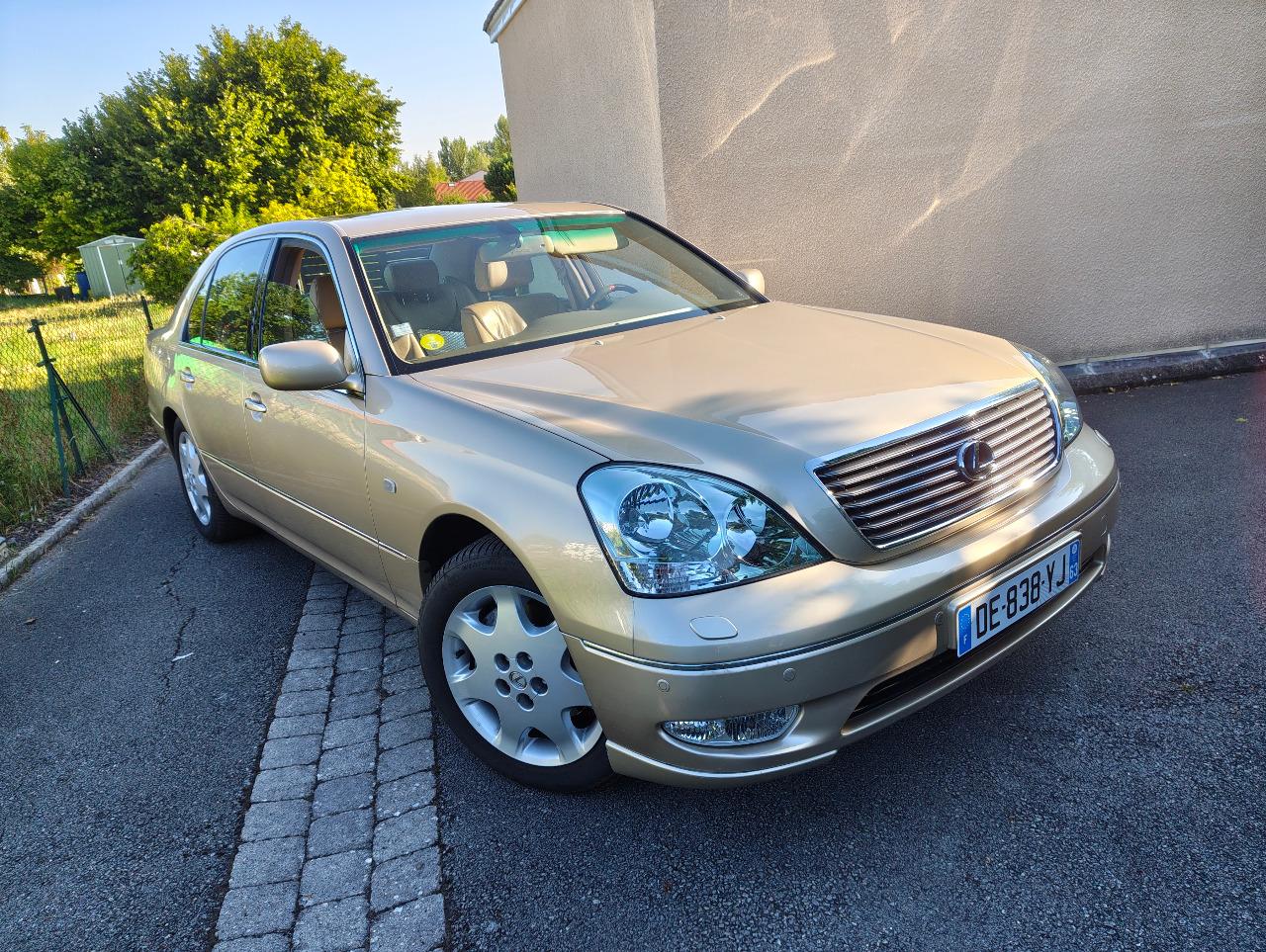 LEXUS LS 430 - 2001 LesAnciennes.com