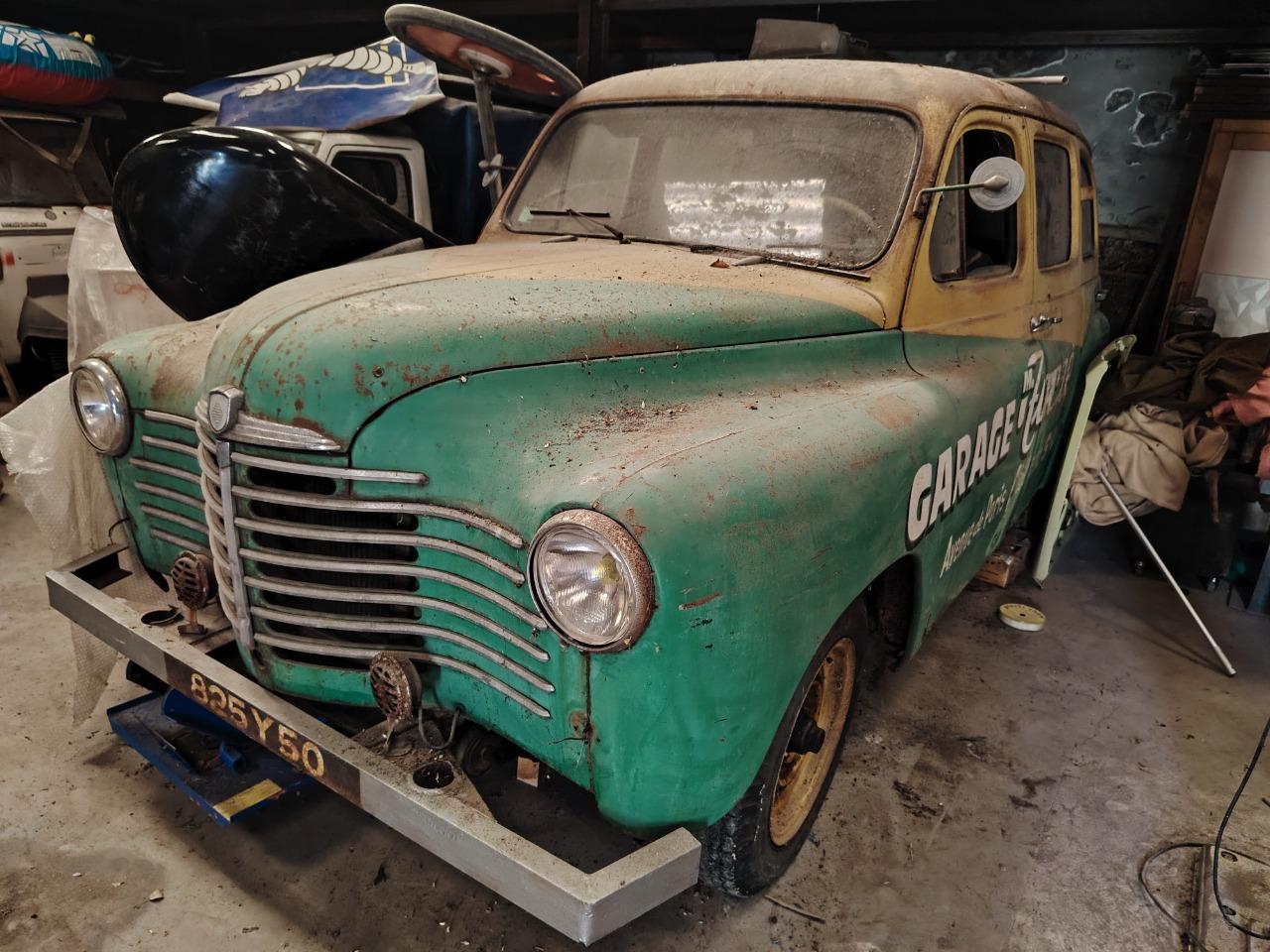 RENAULT Colorale - 1954 LesAnciennes.com
