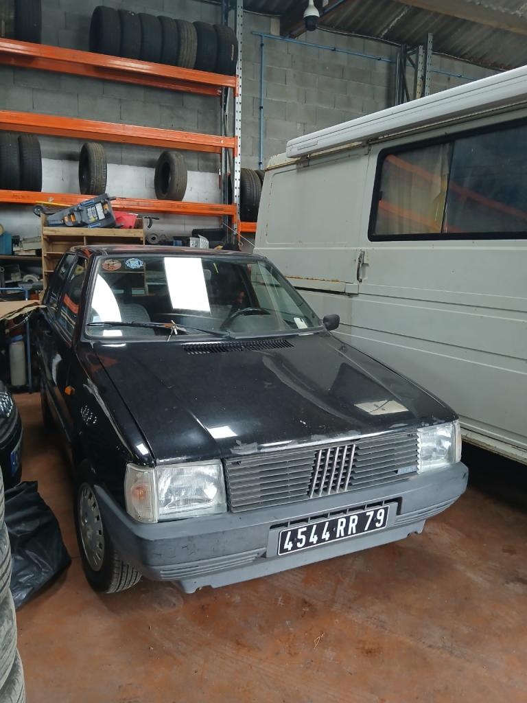 FIAT Uno - 1987 LesAnciennes.com